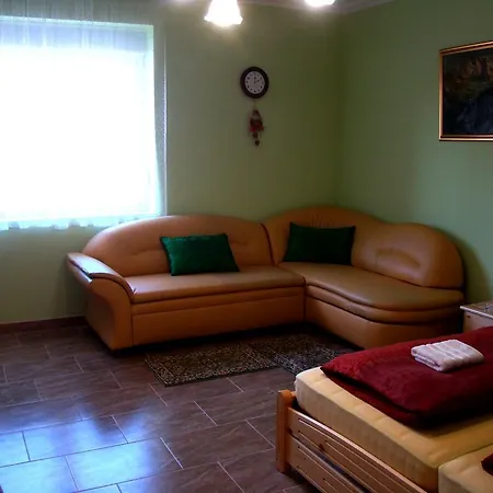 Marci Vendeghaz Vendégház Kerecsend